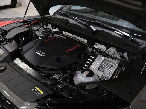 Used 2023 Audi SQ5 Premium Plus w/ Premium Plus Package image 89