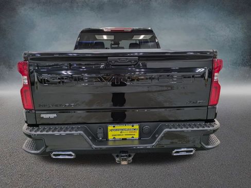 Used 2023 Chevrolet Silverado 1500 RST image 5