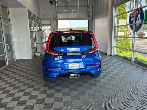 Used 2022 Kia Soul Turbo FWD image 5