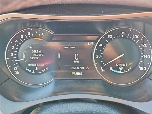 Used 2020 Lincoln MKZ Reserve w/ Luxury Package FWD image 10
