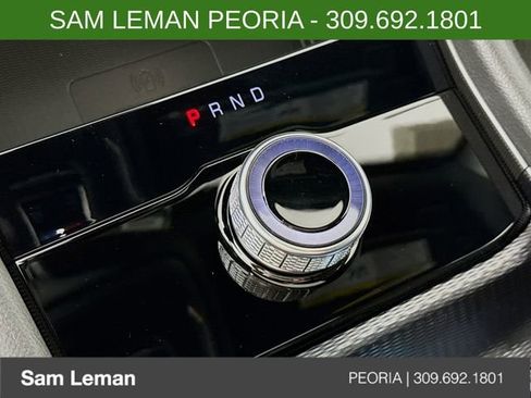 New 2025 Jeep Grand Cherokee Altitude image 17