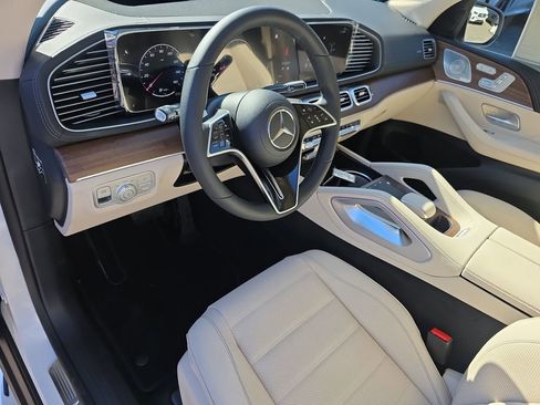 New 2026 Mercedes-Benz GLE 450 4MATIC image 9