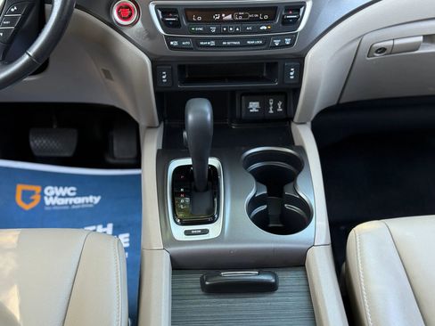 Used 2017 Honda Pilot EX-L image 23