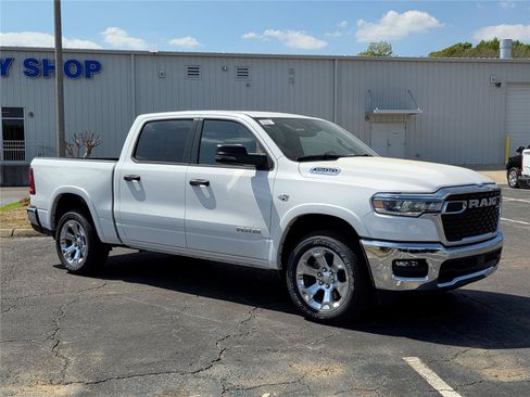 New 2026 RAM 1500 Big Horn AWD/4WD image 3