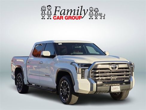 Used 2025 Toyota Tundra Limited image 2