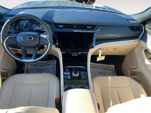 New 2026 Jeep Grand Cherokee Limited w/ Limited Altitude Package image 10