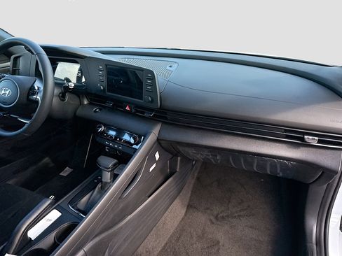 New 2026 Hyundai Elantra Sport image 21