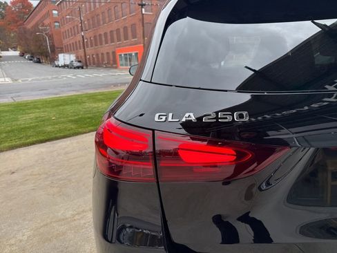 New 2026 Mercedes-Benz GLA 250 4MATIC image 8