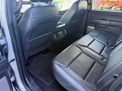 Used 2025 Ford F150 Lariat AWD/4WD image 37