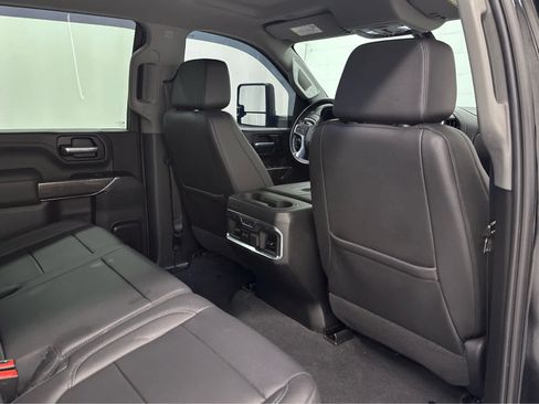 Used 2022 Chevrolet Silverado 2500 LTZ w/ LTZ Plus Package AWD/4WD image 20
