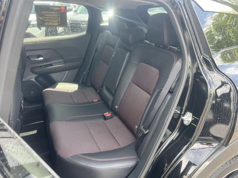 Used 2025 Nissan Kicks SR FWD image 16