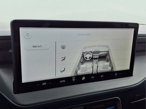 New 2026 Ford Maverick Lobo AWD/4WD image 7