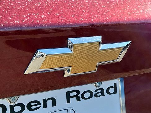 Used 2024 Chevrolet Trax LS w/ LS Convenience Package image 27