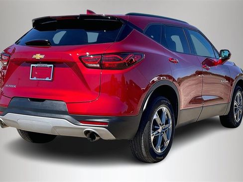 Used 2023 Chevrolet Blazer LT w/ Convenience Package image 5