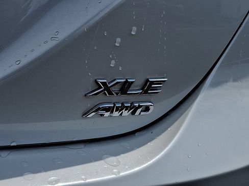 Certified 2022 Toyota Camry XLE AWD/4WD image 32
