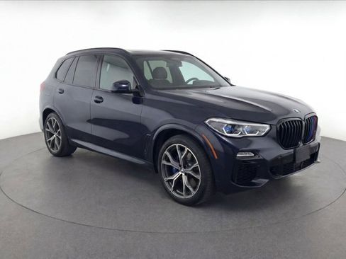 Used 2021 BMW X5 xDrive40i w/ M Sport Package AWD/4WD image 3