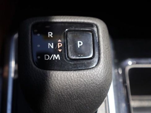 Used 2023 Nissan Pathfinder Platinum AWD/4WD image 31