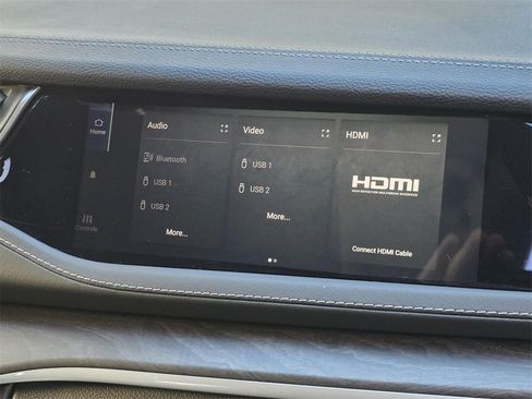 Used 2023 Jeep Grand Cherokee 4WD 4xe w/ Luxury Tech Group II image 39