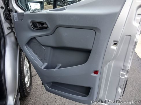 Used 2018 Ford Transit 350 XLT image 26