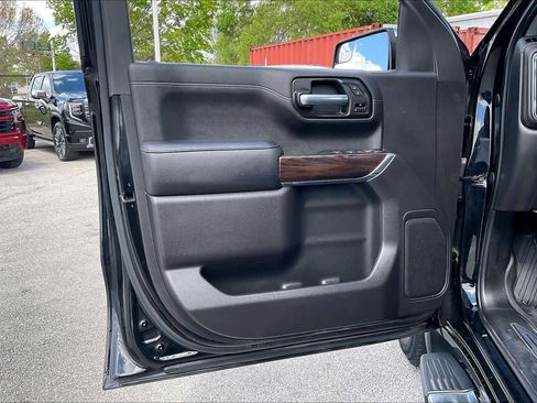 Used 2020 GMC Sierra 1500 SLT image 21