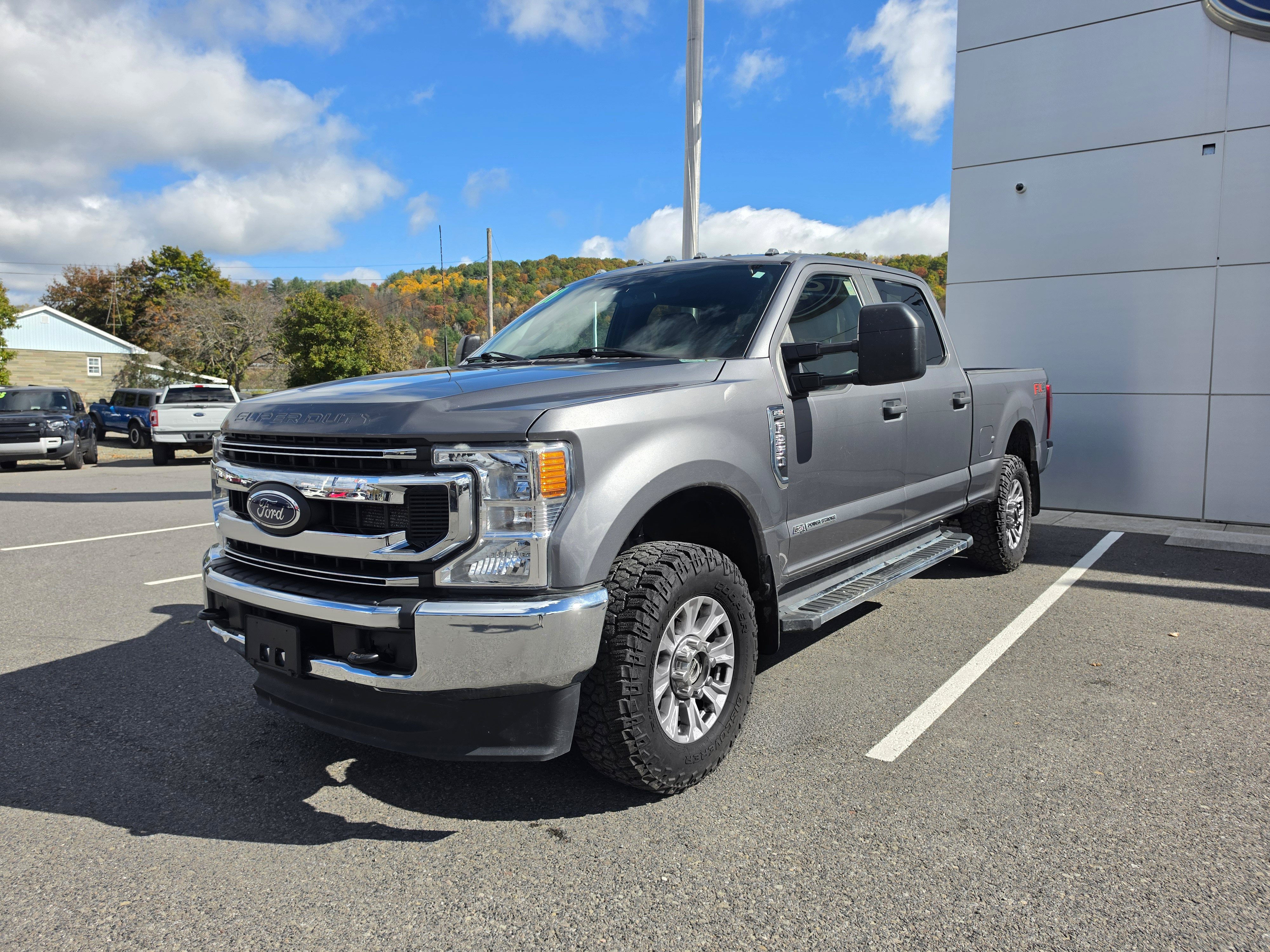 Used 2021 Ford F250 XL w/ STX Appearance Package AWD/4WD image 7