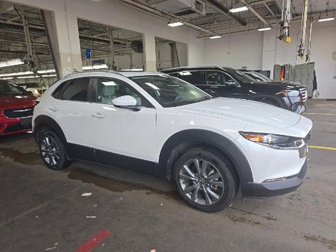 Used 2025 MAZDA CX-30 AWD 2.5 S w/ Preferred Package image 2