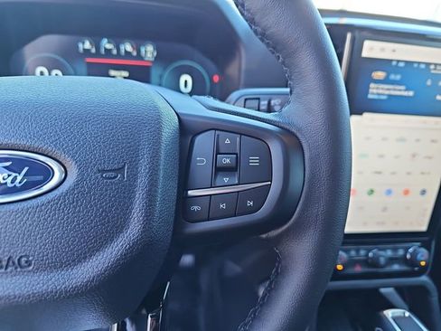 New 2025 Ford Ranger Lariat w/ FX4 Off-Road Package image 18