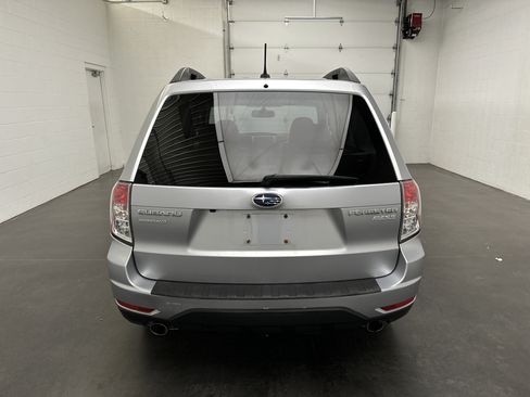 Used 2012 Subaru Forester 2.5X Limited AWD/4WD image 7