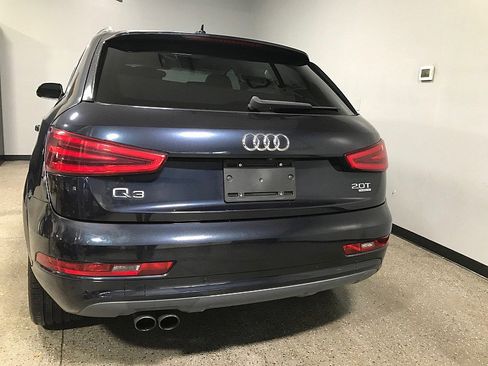 Used 2015 Audi Q3 2.0T Premium Plus w/ Driver Assistance Package image 4