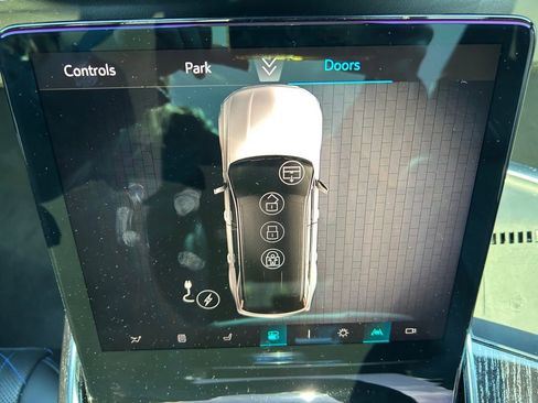 Used 2025 Cadillac Escalade IQ Sport 1 image 32