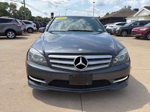 Used 2011 Mercedes-Benz C 300 4MATIC Sedan image 3