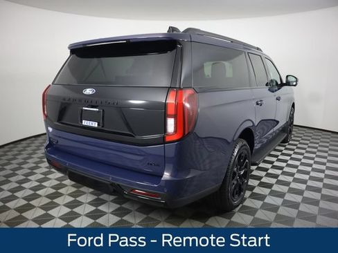 New 2027 Ford Expedition Max Platinum AWD/4WD image 3