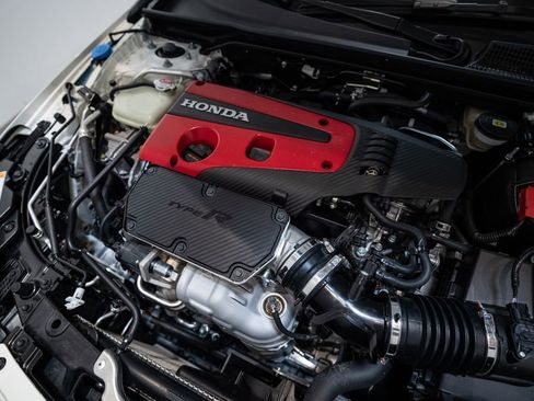 Used 2025 Honda Civic Type R image 18