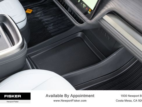 Used 2025 Rivian R1T Adventure image 37