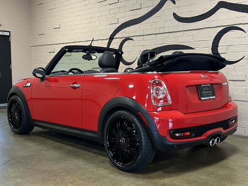 Used 2014 MINI Cooper S FWD image 9