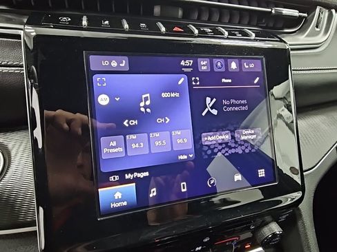 Used 2024 Jeep Grand Cherokee L Laredo image 14