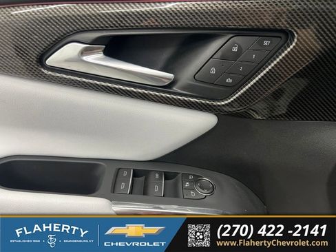 Used 2025 Chevrolet Traverse High Country FWD image 22
