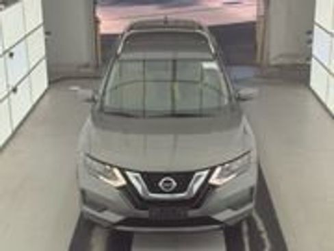 Used 2017 Nissan Rogue S w/ S Appearance Package image 3