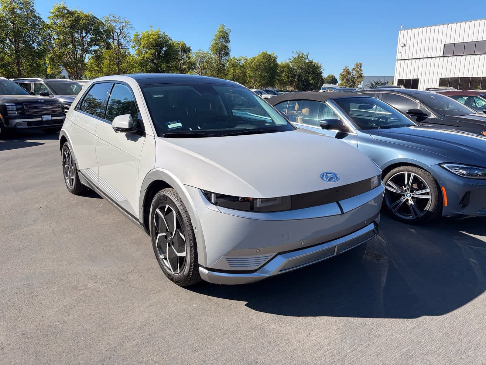Used 2024 Hyundai Ioniq 5 Limited RWD image 2