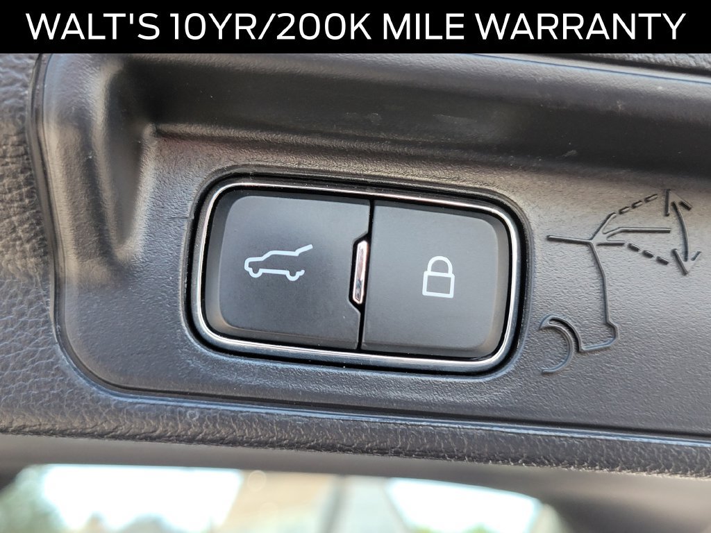 Certified 2022 Ford Explorer XLT w/ Equipment Group 202A AWD/4WD image 8