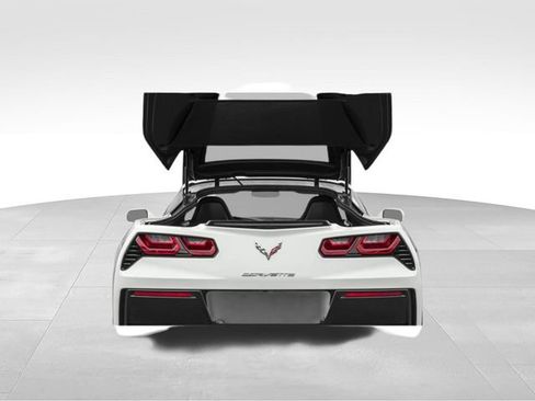 Used 2015 Chevrolet Corvette Stingray Coupe RWD image 16