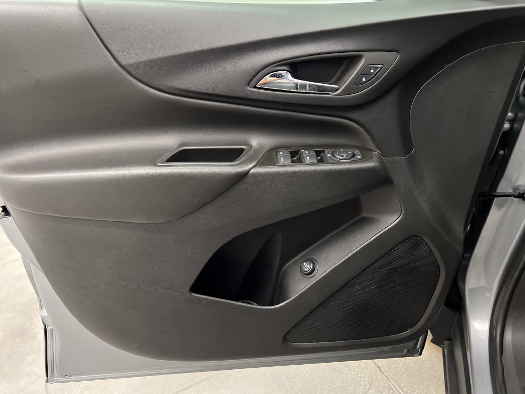 Used 2024 Chevrolet Equinox LT AWD/4WD image 14