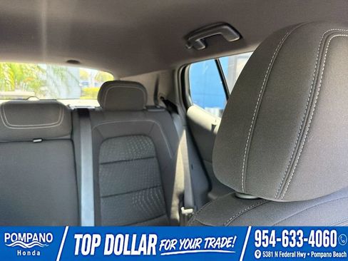 Used 2025 Chevrolet Equinox EV LT FWD image 18