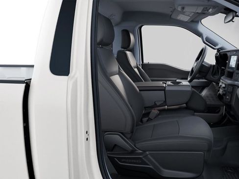 New 2025 Ford F250 XLT image 6