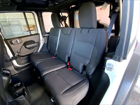 Used 2023 Jeep Wrangler Sport image 19