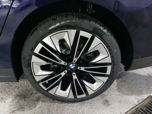 New 2026 BMW 530i w/ Premium Package image 36