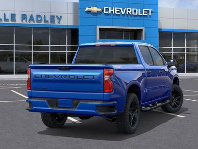 New 2026 Chevrolet Silverado 1500 Custom w/ Turbomax Blackout Package