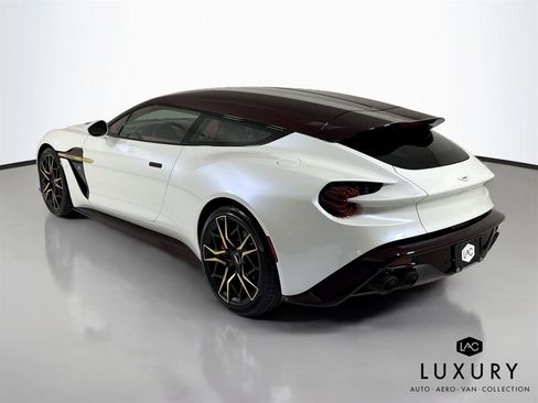 Used 2019 Aston Martin Vanquish Zagato RWD image 8