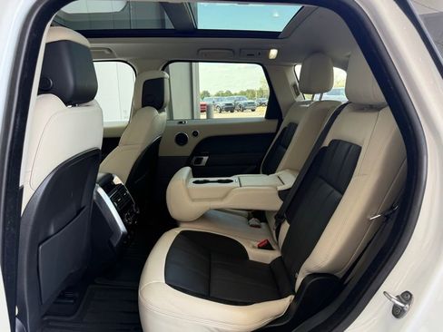 Used 2022 Land Rover Range Rover Sport HST image 22