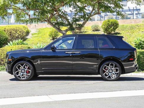 Used 2021 Rolls-Royce Cullinan Black Badge AWD/4WD image 14